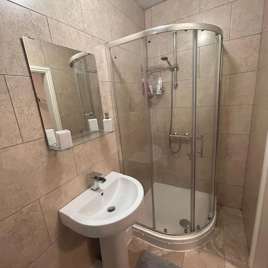 Bv Charming Studio With Free Private Parking, 10 Minutes From Town Centre Lägenhet Huddersfield