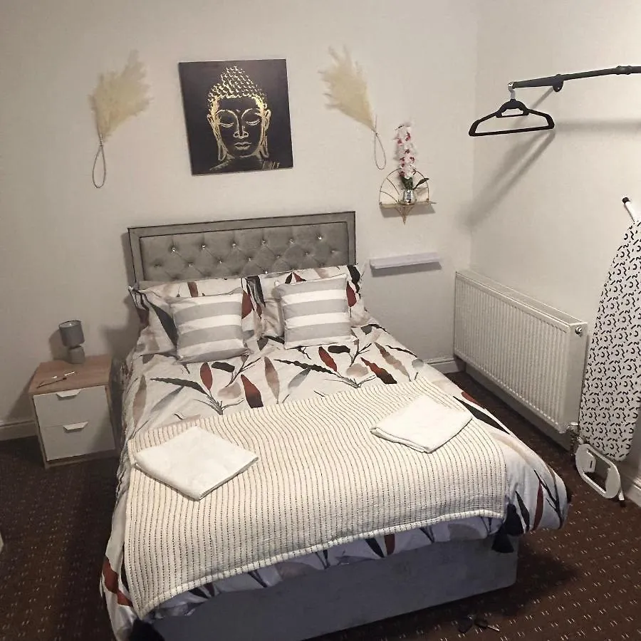 Bv Charming Studio With Free Private Parking, 10 Minutes From Town Centre Lägenhet Huddersfield