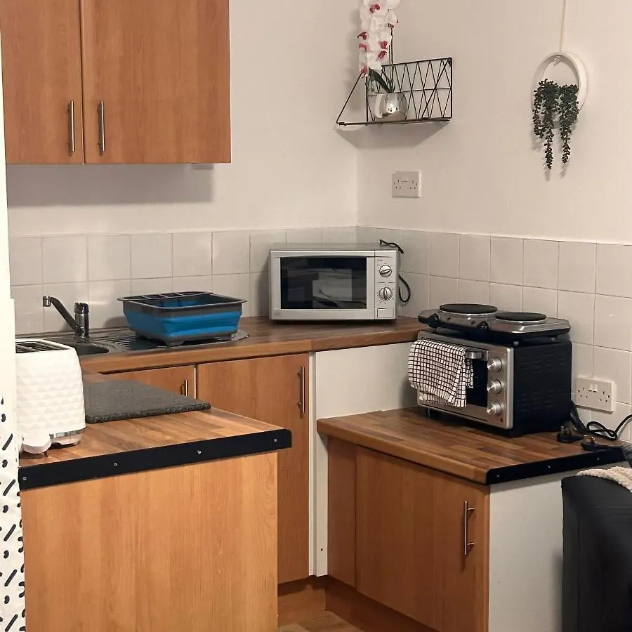 Bv Charming Studio With Free Private Parking, 10 Minutes From Town Centre Lägenhet Huddersfield 0*,  Storbritannien