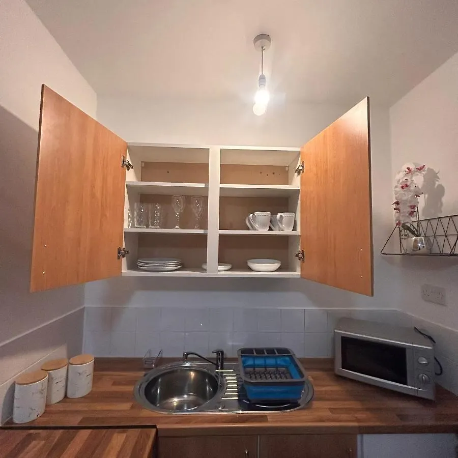 Bv Charming Studio With Free Private Parking, 10 Minutes From Town Centre Lägenhet Huddersfield