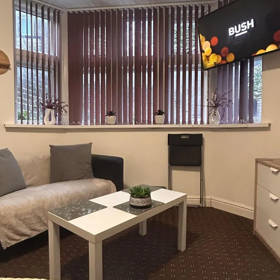 Bv Charming Studio With Free Private Parking, 10 Minutes From Town Centre Lägenhet Huddersfield