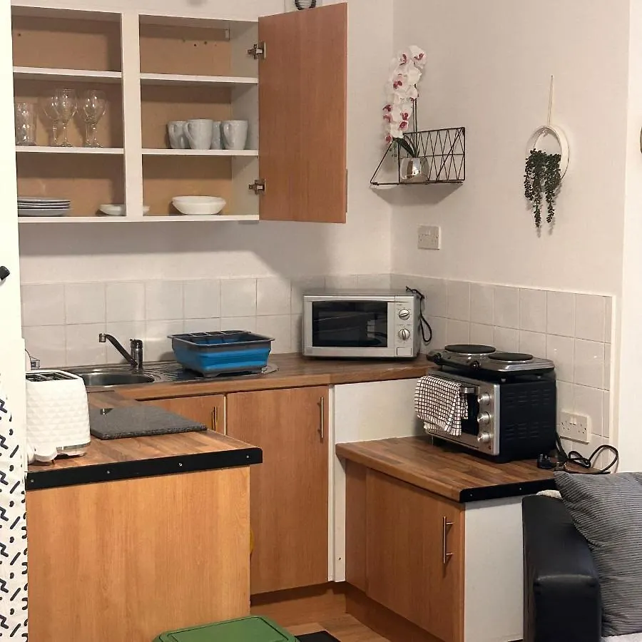 Bv Charming Studio With Free Private Parking, 10 Minutes From Town Centre Lägenhet Huddersfield
